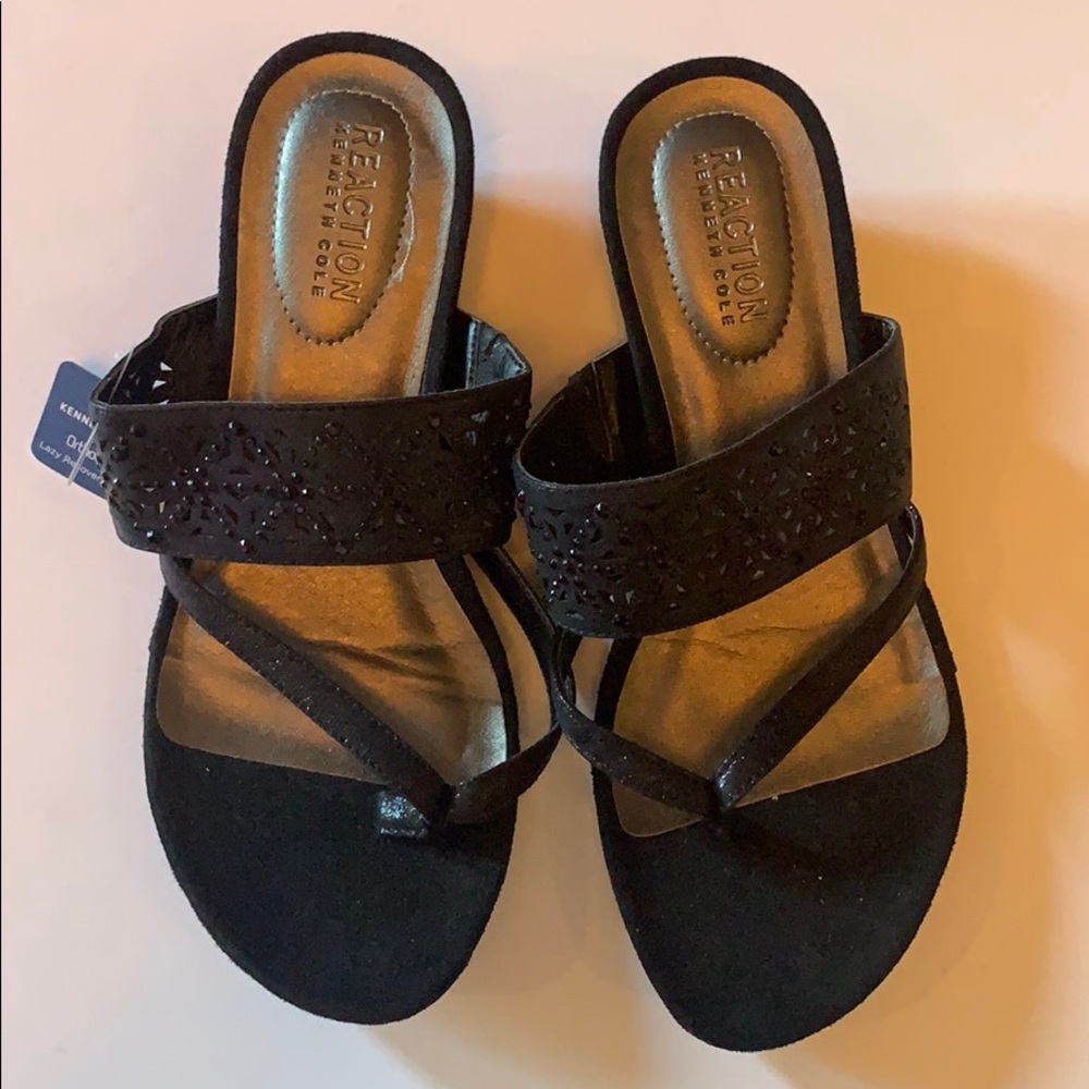 Reaction by Kenneth Cole sandals size 6